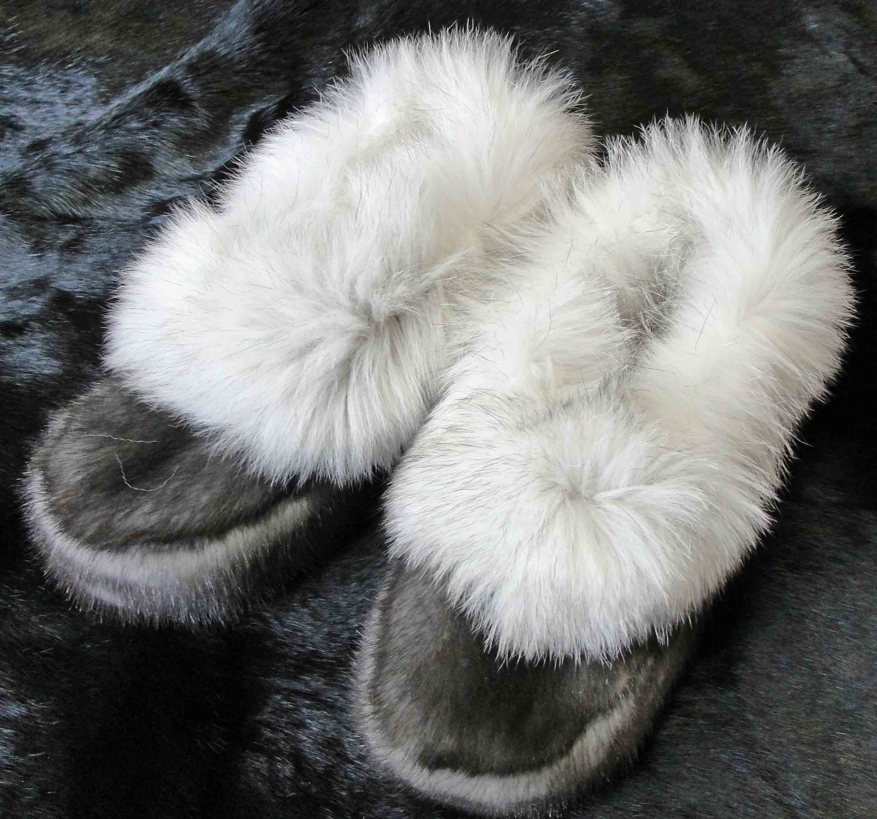 Silver Mink Fur Slippers. made of 100% Real Fur.